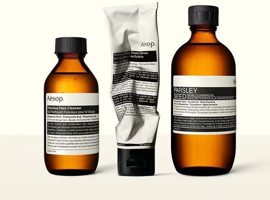 How to cleanse the skin Image