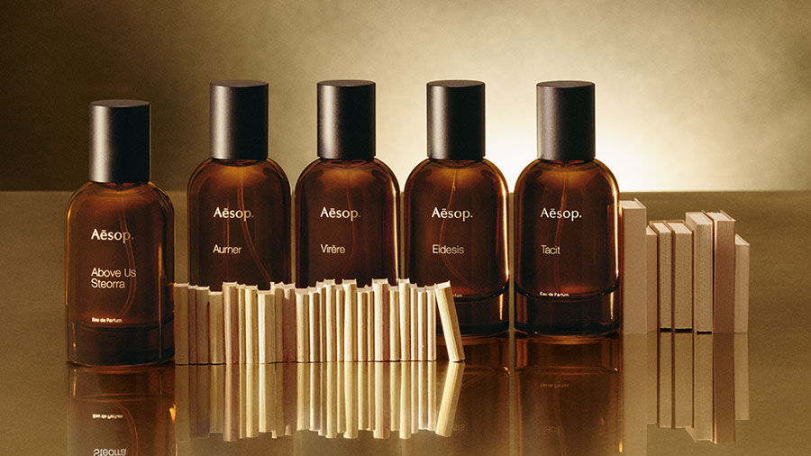 Distinctive and characterful Fragrance Hero Banner