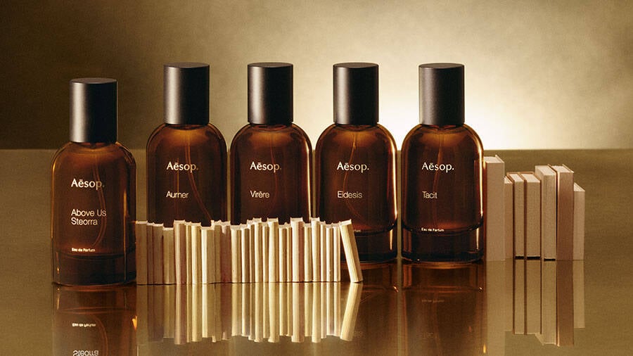 Distinctive and characterful Fragrance Hero Banner