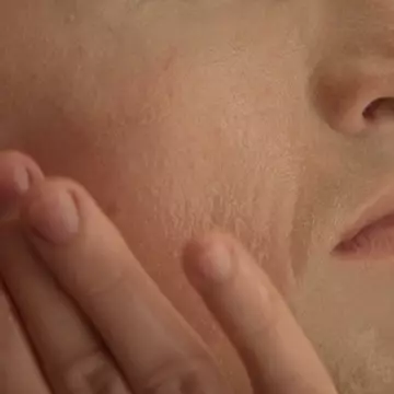 Huile Nettoyante pour le Visage a la Graine de Persil
